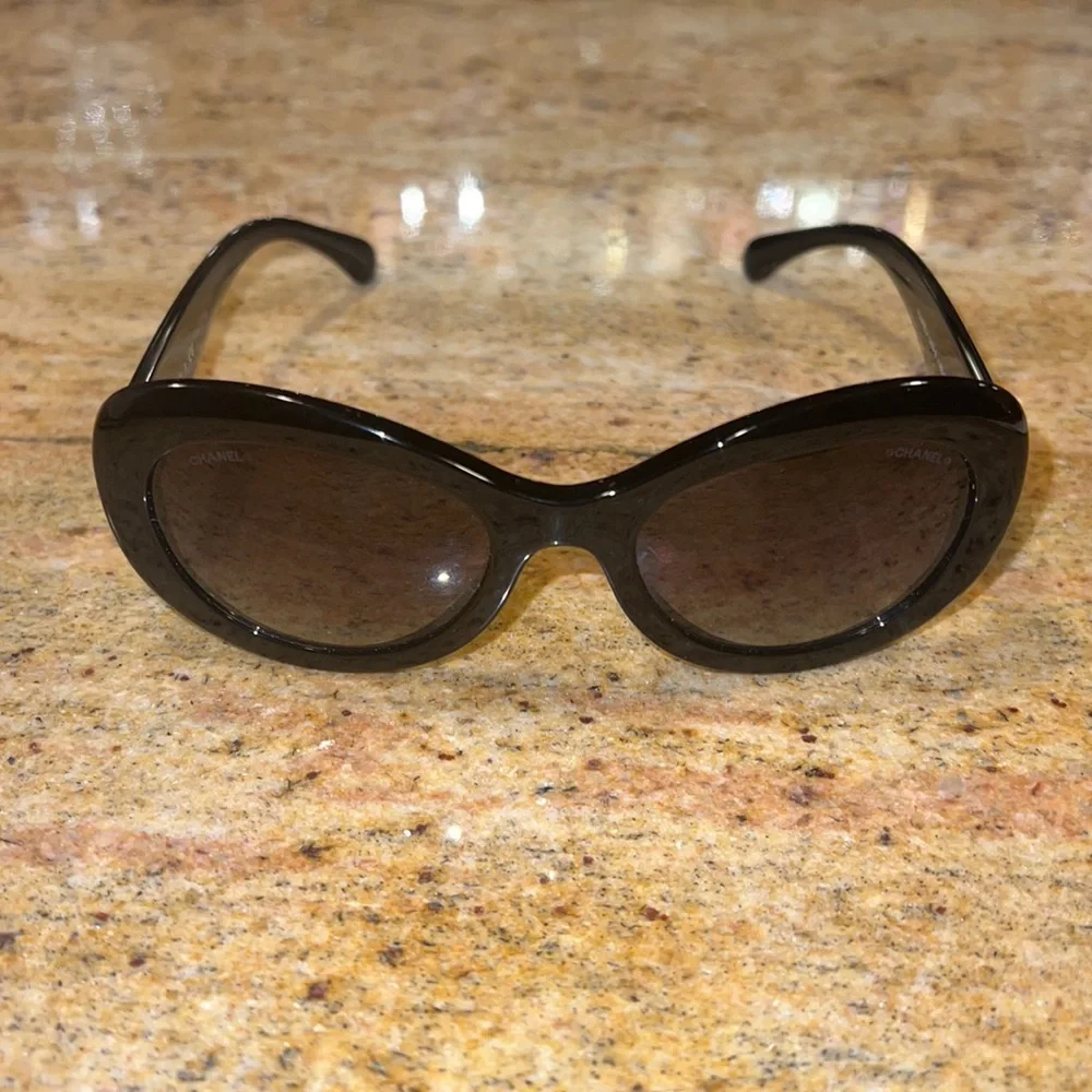 CHANEL | Accessories | Chanel 5469b C888s6 54240 3n  display picture 3